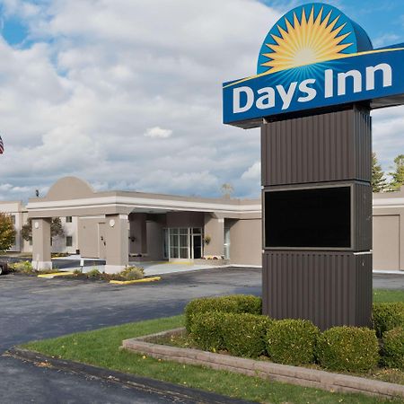 Days Inn By Wyndham Batavia Darien Lake Theme Park Exterior foto