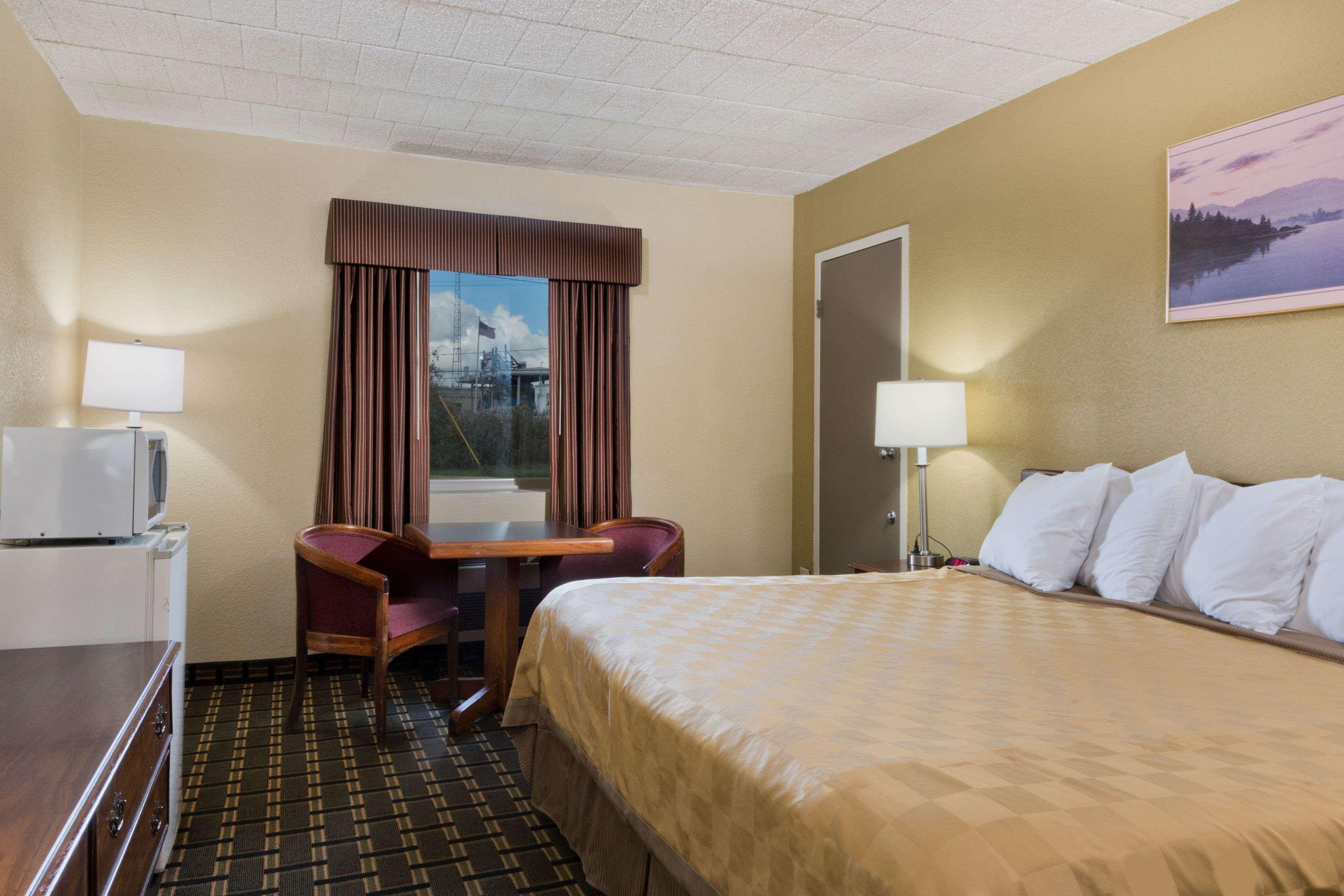 Days Inn By Wyndham Batavia Darien Lake Theme Park Exterior foto